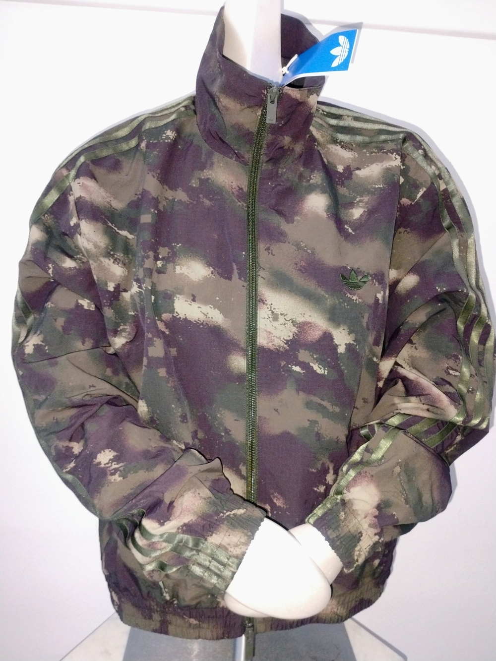 adidas Originals Track Tops Camo Track Jacket Green & Purple Large NWT
